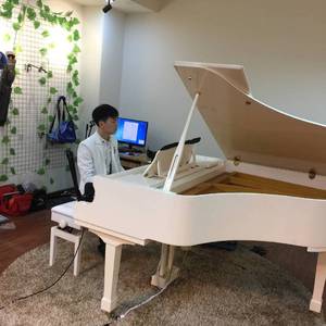 黄鳝琪琪自慰无码
